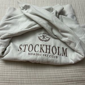 Garage crew neck
